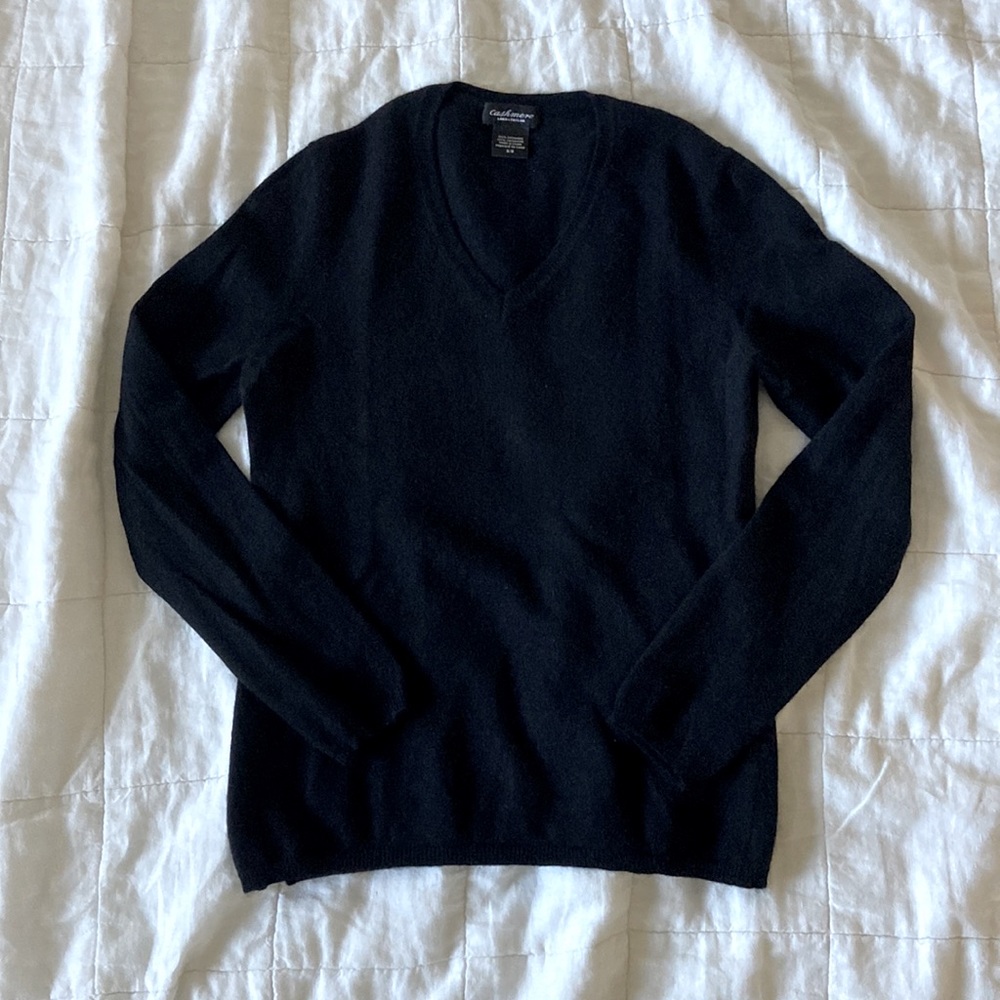 Lord & Taylor Cashmere V Neck Black Sweater
